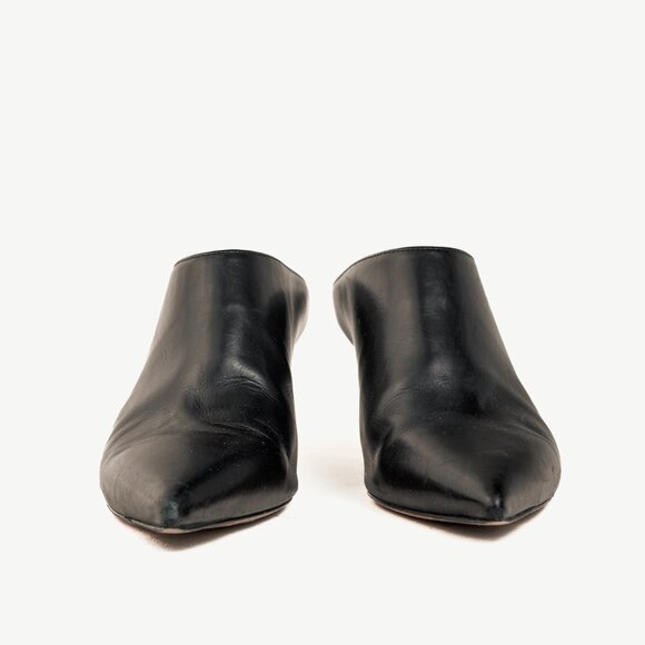 Stuart Weitzman Mira Nero Leather Pointed-Toe Mules - Picture 2 of 9